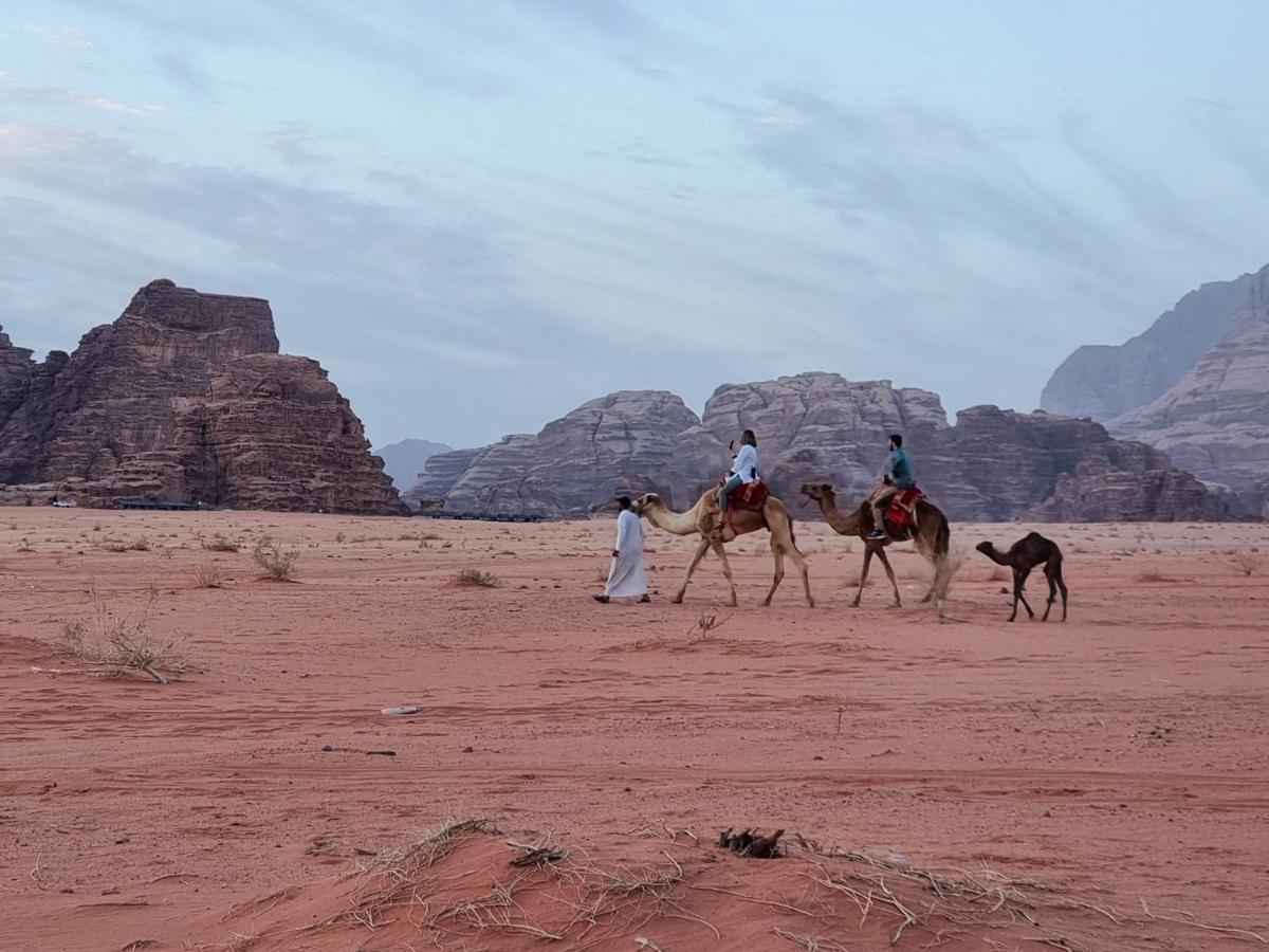 Rum Stardust Luxury Camp Wadi Rum Bagian luar foto