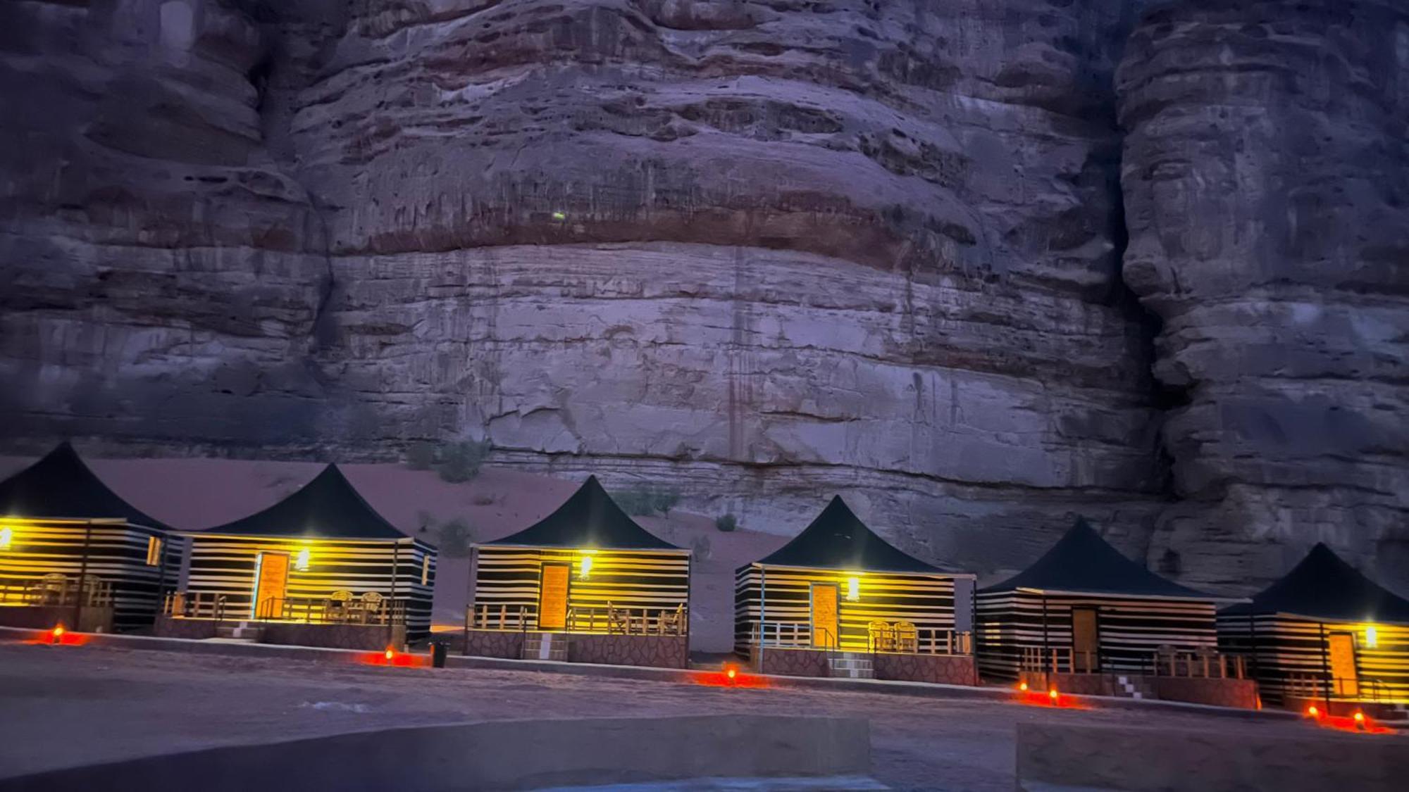 Rum Stardust Luxury Camp Wadi Rum Bagian luar foto