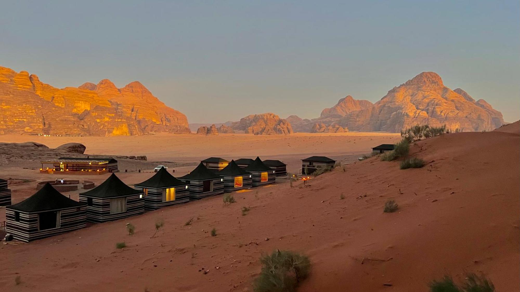 Rum Stardust Luxury Camp Wadi Rum Bagian luar foto